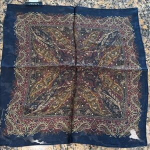 Lauren Ralph Lauren
Fall Paisley Square Scarf 21" x 21"